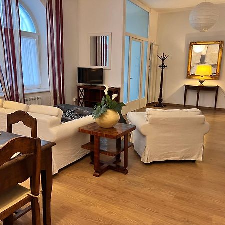 Ferienwohnung Loft With Private Parking Triest Exterior foto
